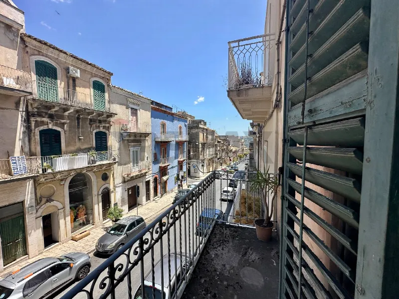 Appartamento in vendita a Ragusa, Ibla, Centro, San Luigi, Archimede - foto 1
