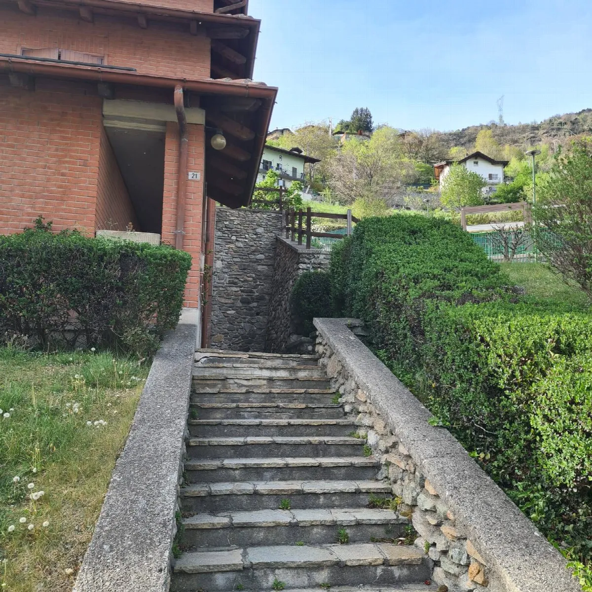 Appartamento in vendita ad Aosta - foto 2