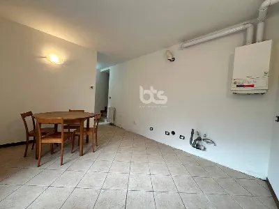 Appartamento a Adrara San Martino