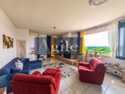 Appartamento a Colonnella