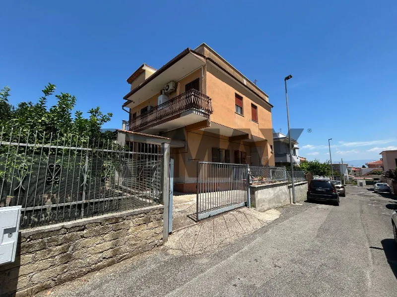 Appartamento in vendita ad Aprilia - foto 1