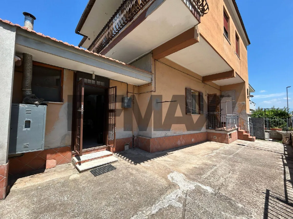 Appartamento in vendita ad Aprilia - foto 2