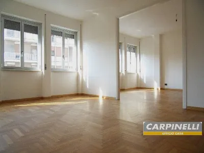 Appartamento in vendita a Monza, Centro, p... - foto 2