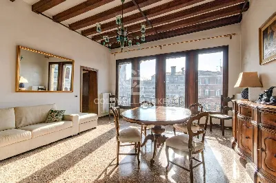 Appartamento in vendita a Venezia, Santi G... - foto 1
