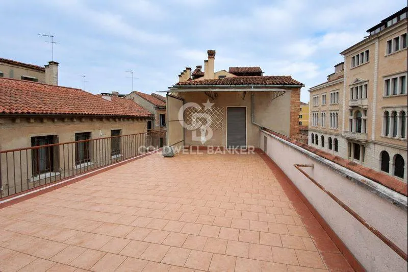 Appartamento in vendita a Venezia, Santi Giovanni E Paolo, Santa Maria Formosa, San Francesco Della Vigna - foto 1