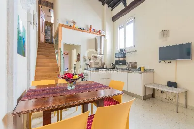 Appartamento in vendita a Venezia, Santi G... - foto 2
