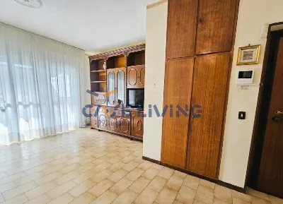 Appartamento in vendita a Milano, Famagost... - foto 3