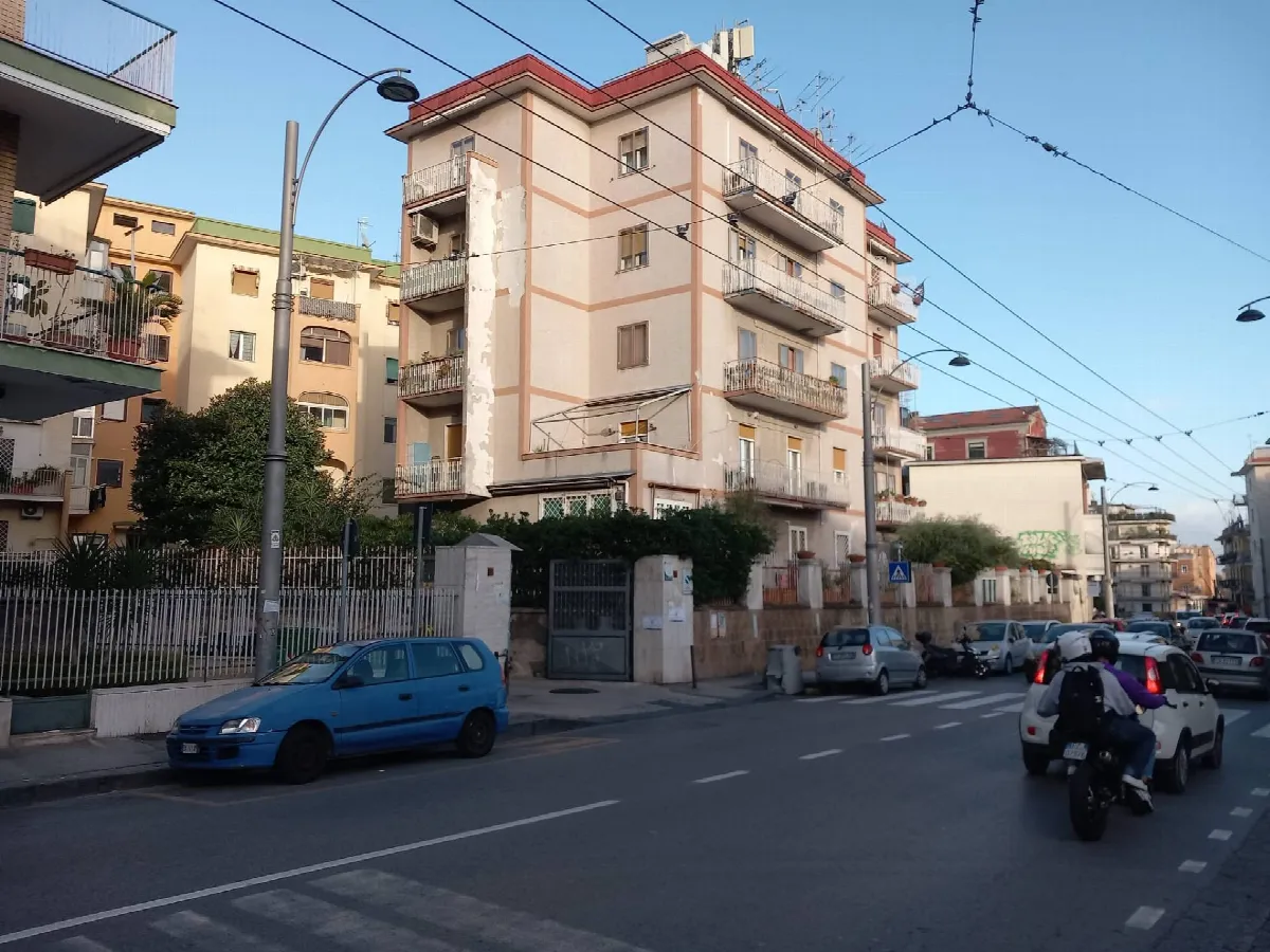 Appartamento in vendita a Napoli, Colli Aminei, Capodimonte, Ponti Rossi - foto 2