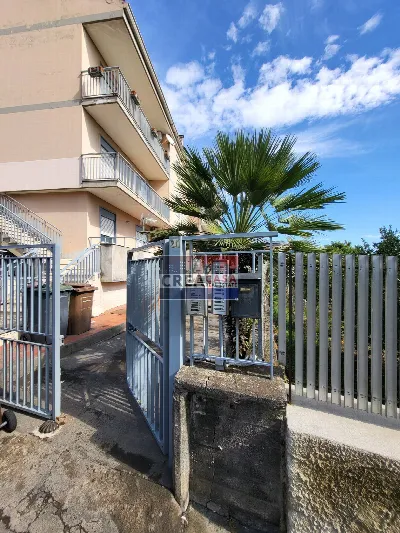 Appartamento in vendita a Fiumefreddo di S... - foto 2