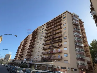 Appartamento in vendita a Palermo, Calataf... - foto 1