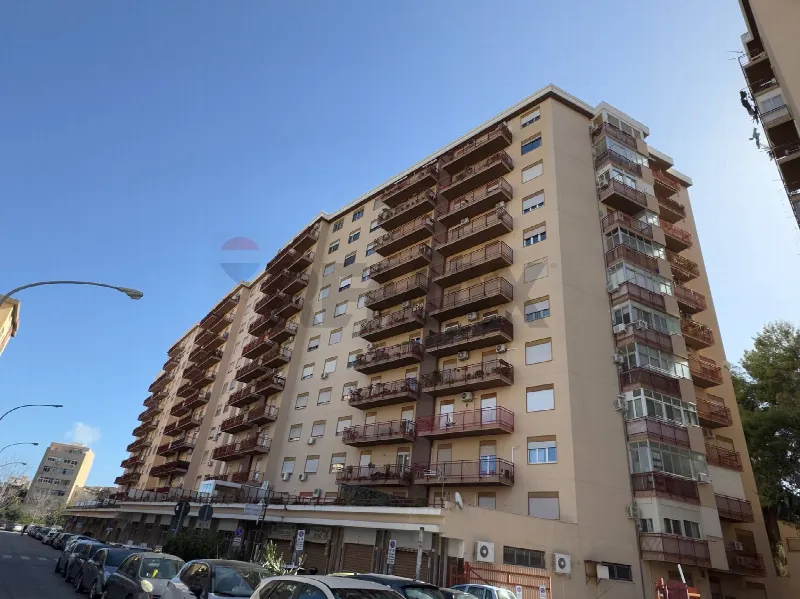 Appartamento in vendita a Palermo, Calatafimi Bassa, Indipendenza, Zisa, Università - foto 1