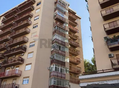 Appartamento in vendita a Palermo, Calataf... - foto 2