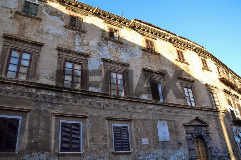 Appartamento in vendita a Palermo, Centro Storico - foto 1