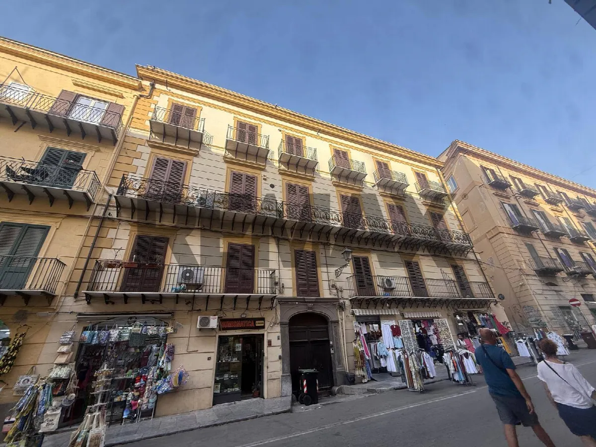 Appartamento in vendita a Palermo, Centro Storico - foto 2