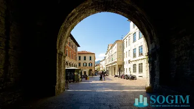 Appartamento in vendita a Como, Centro - foto 2
