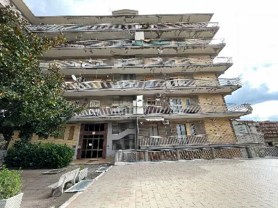 Appartamento in vendita a Avellino, Emanue... - foto 2