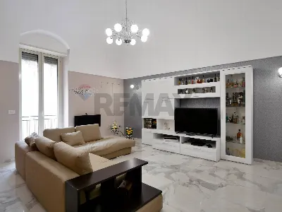 Appartamento in vendita a Gravina in Pugli... - foto 2