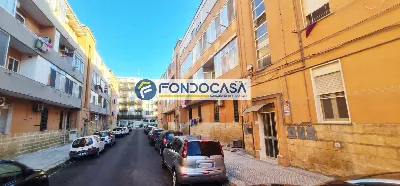 Appartamento in vendita a Brindisi, Centro... - foto 2