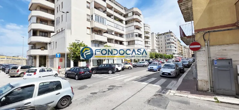 Appartamento in vendita a Brindisi, Centro Storico, Cappuccini, Commenda - foto 1