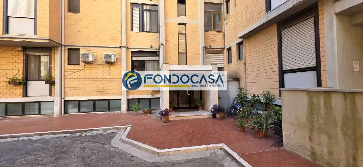 Appartamento in vendita a Brindisi, Centro Storico, Cappuccini, Commenda - foto 3