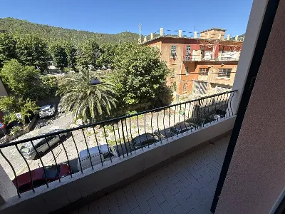 Appartamento in vendita a Savona, Lavagnol... - foto 1