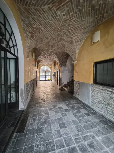 Appartamento in vendita a Parma, Centro - foto 2