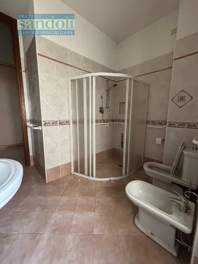 Appartamento in vendita a Vercelli - foto 8