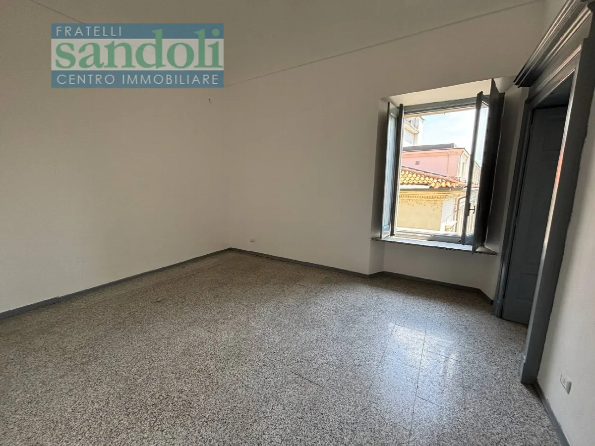 Appartamento in vendita a Vercelli - foto 2
