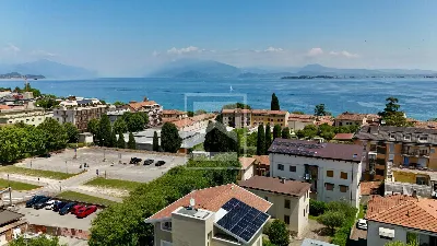 Attico a Desenzano del Garda