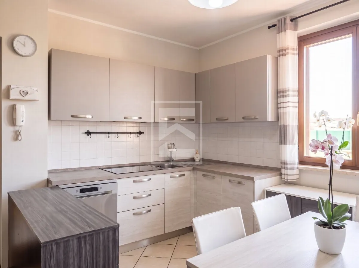 Appartamento in vendita a Desenzano del Garda - foto 2