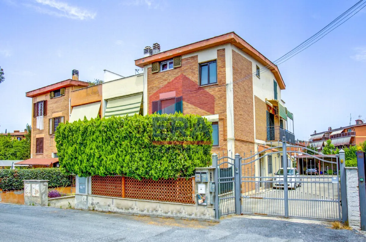 Appartamento in vendita a Roma, Castel Di Leva, Vallerano - foto 2