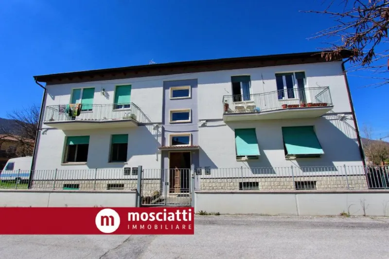 Appartamento in vendita a Esanatoglia - foto 1