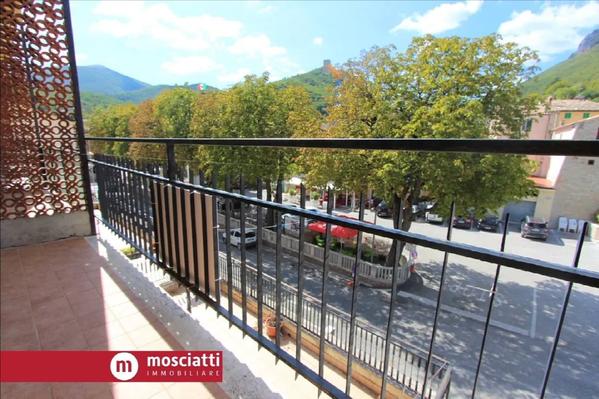 Appartamento in vendita a Esanatoglia - foto 2