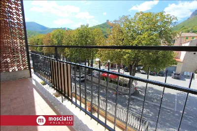 Appartamento in vendita a Esanatoglia - foto 2