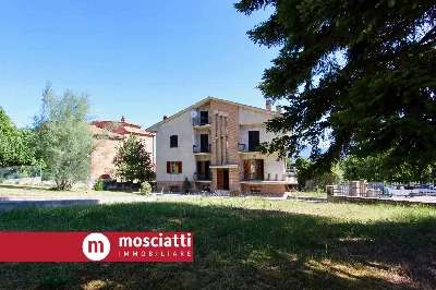 Appartamento in vendita a Pioraco - foto 1