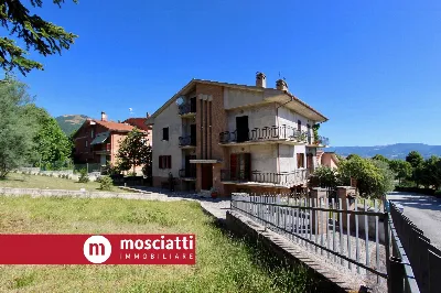 Appartamento in vendita a Pioraco - foto 2