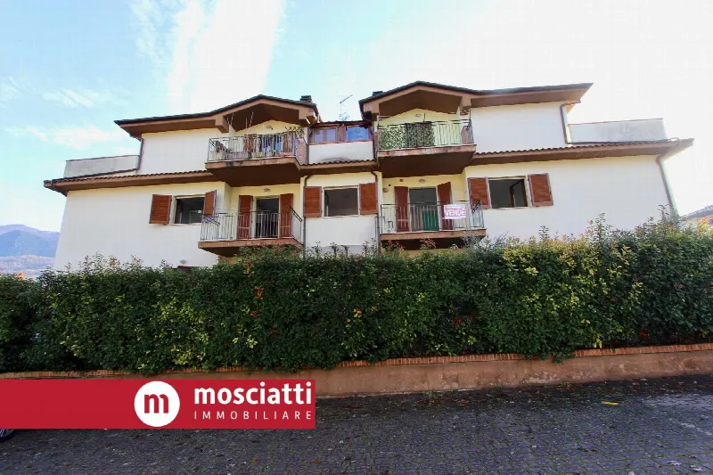 Appartamento in vendita a Cerreto d'Esi - foto 1
