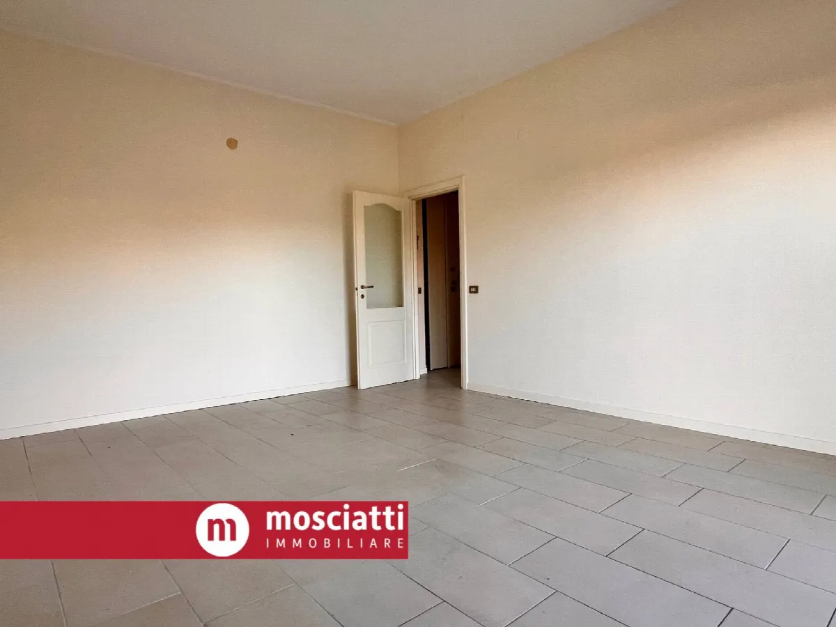 Appartamento in vendita a Esanatoglia - foto 3