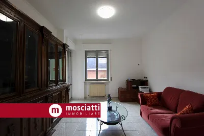 Appartamento in vendita a Esanatoglia - foto 5