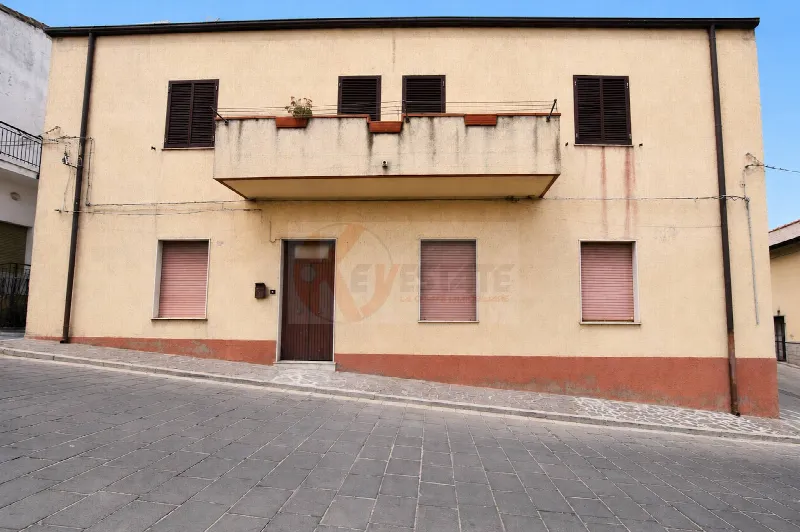 Appartamento in vendita a Chiaramonti - foto 1
