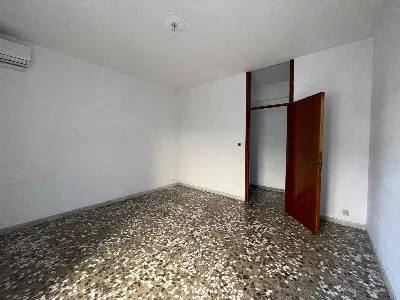 Appartamento in vendita a Taranto, Tre Car... - foto 2