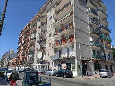 Appartamento in vendita a Taranto, Paolo V... - foto 1