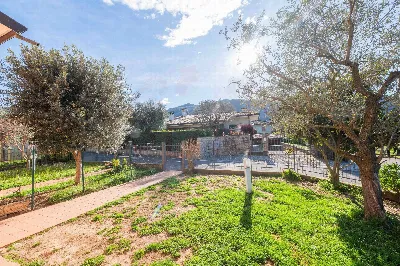 Appartamento in vendita a Ome - foto 1