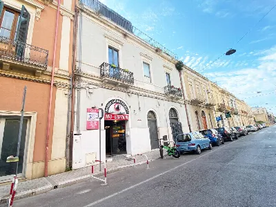 Appartamento in vendita a Brindisi, Centro... - foto 2
