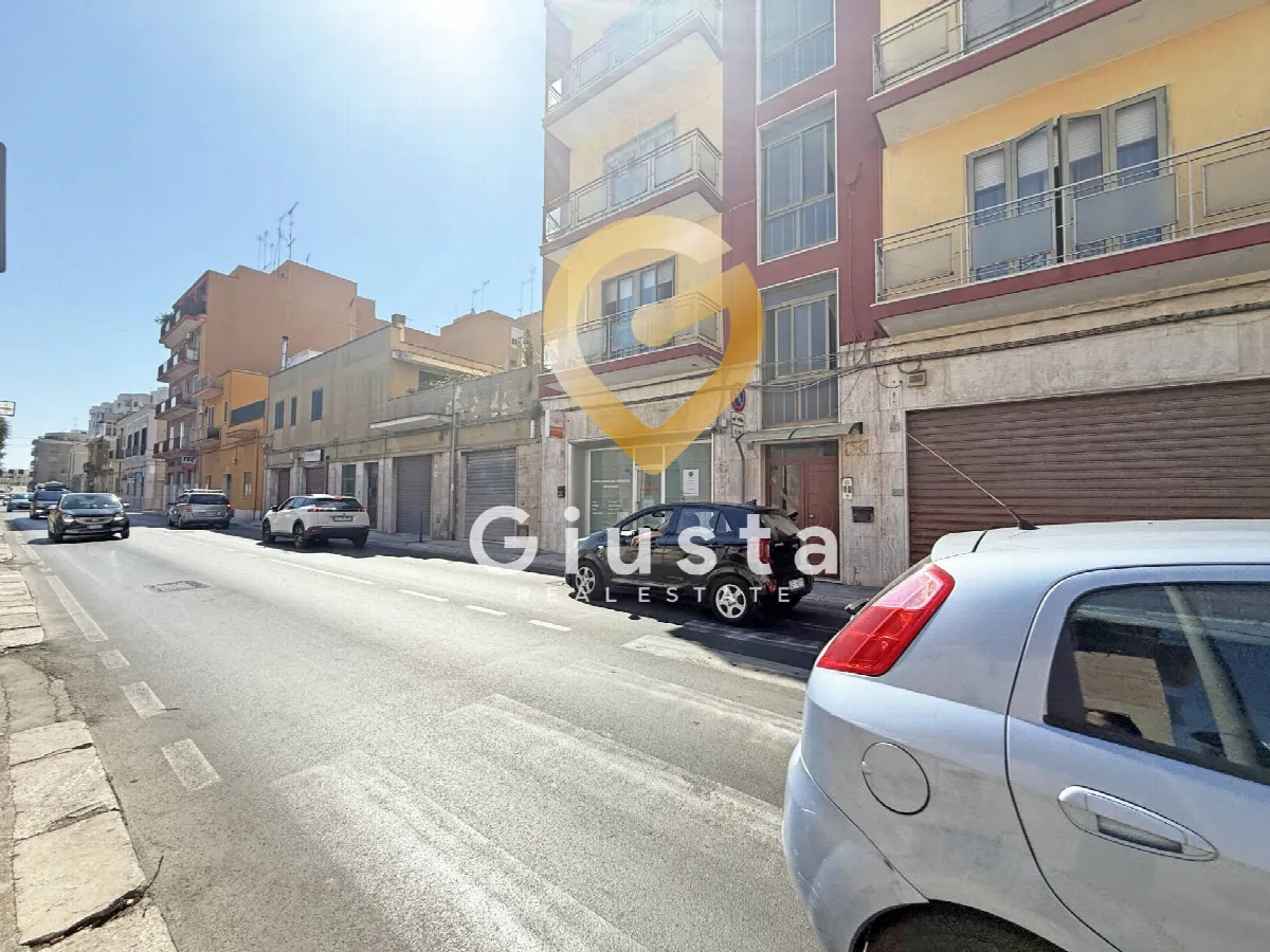 Appartamento in vendita a Brindisi, Centro Storico, Cappuccini, Commenda - foto 3