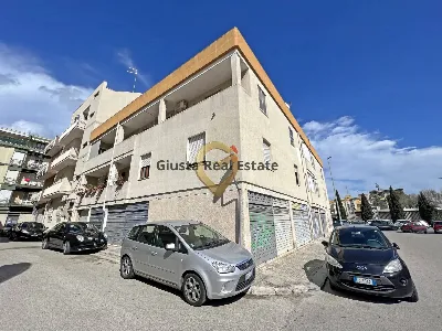 Appartamento in vendita a Brindisi, Centro... - foto 1