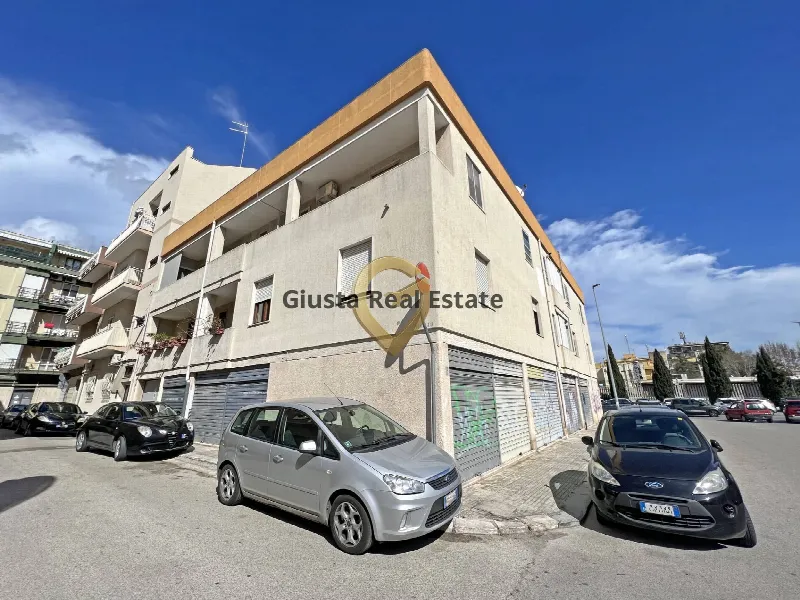 Appartamento in vendita a Brindisi, Centro Storico, Cappuccini, Commenda - foto 1