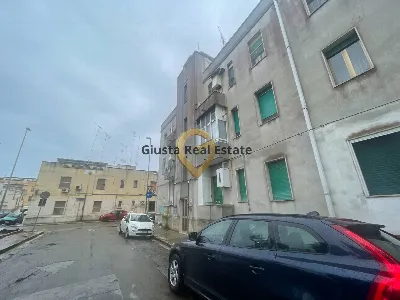 Appartamento in vendita a Brindisi, Centro... - foto 2