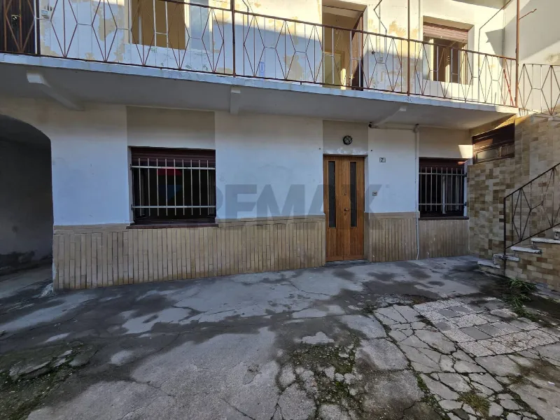 Appartamento in vendita a Varallo Pombia - foto 1