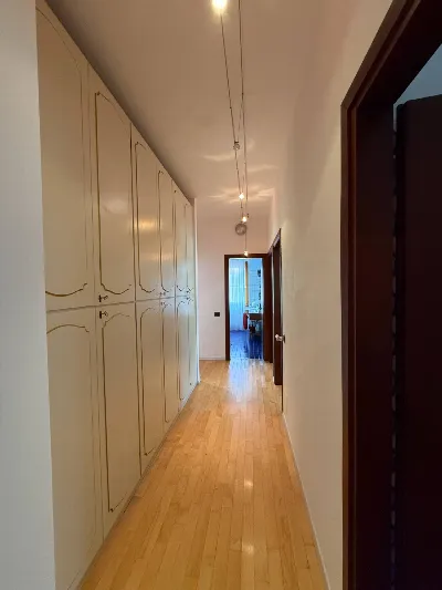 Appartamento in vendita a Varese, Centro, ... - foto 4
